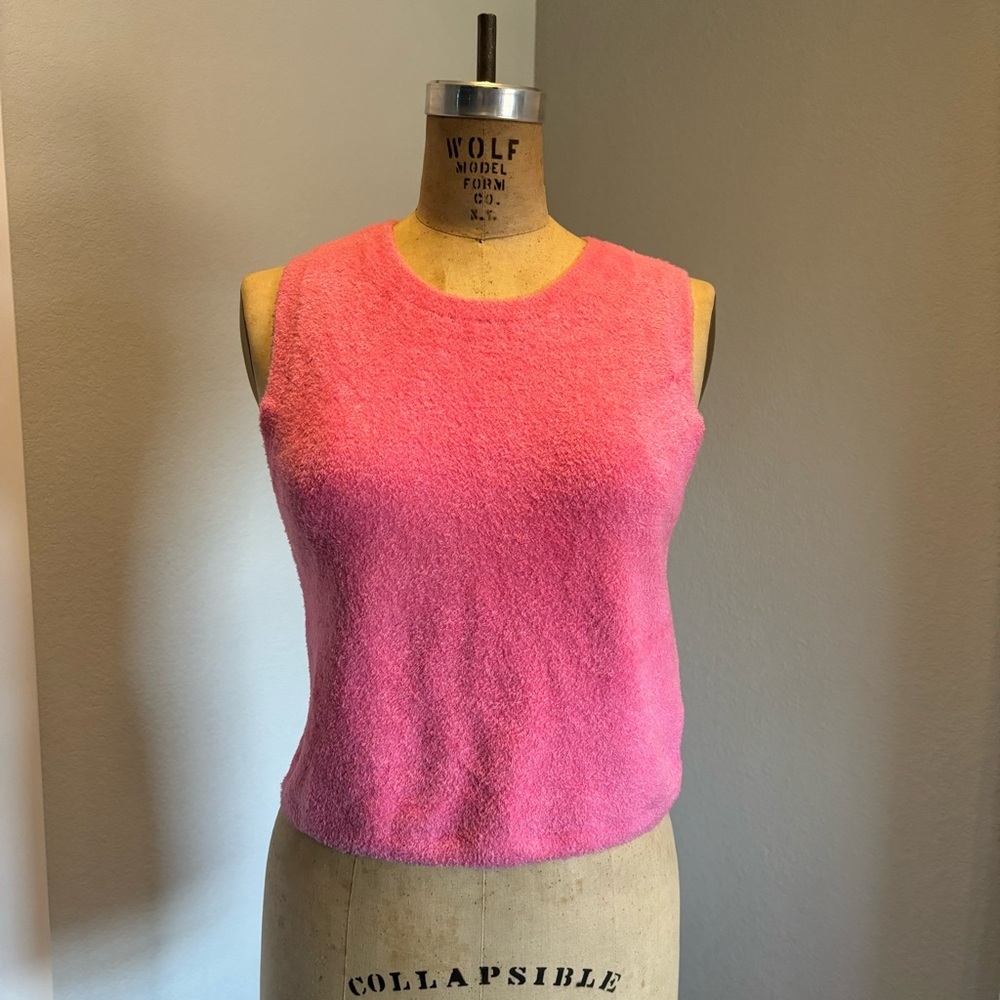 Alice + Olivia- SZ M Hot Pink Fuzzy Crop Top - Picture 1 of 6